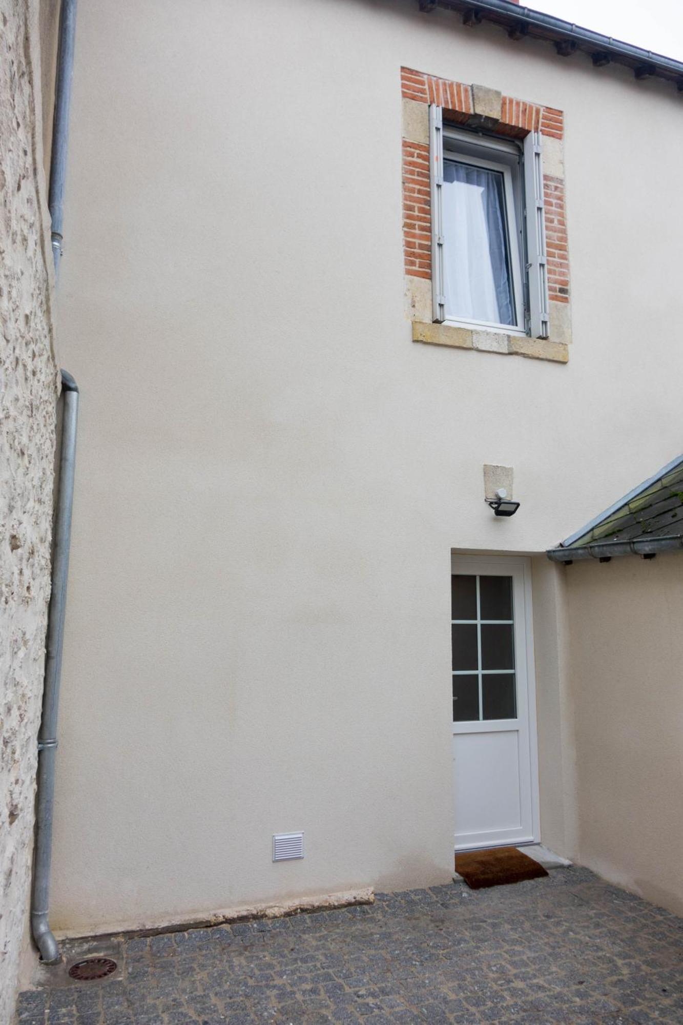 אורליאן Beau Quartier Et Central, Maison Spacieuse Avec Cour, 3 Chambres, 3 Salles De Bains A 10 Min A Pied De La Gare מראה חיצוני תמונה