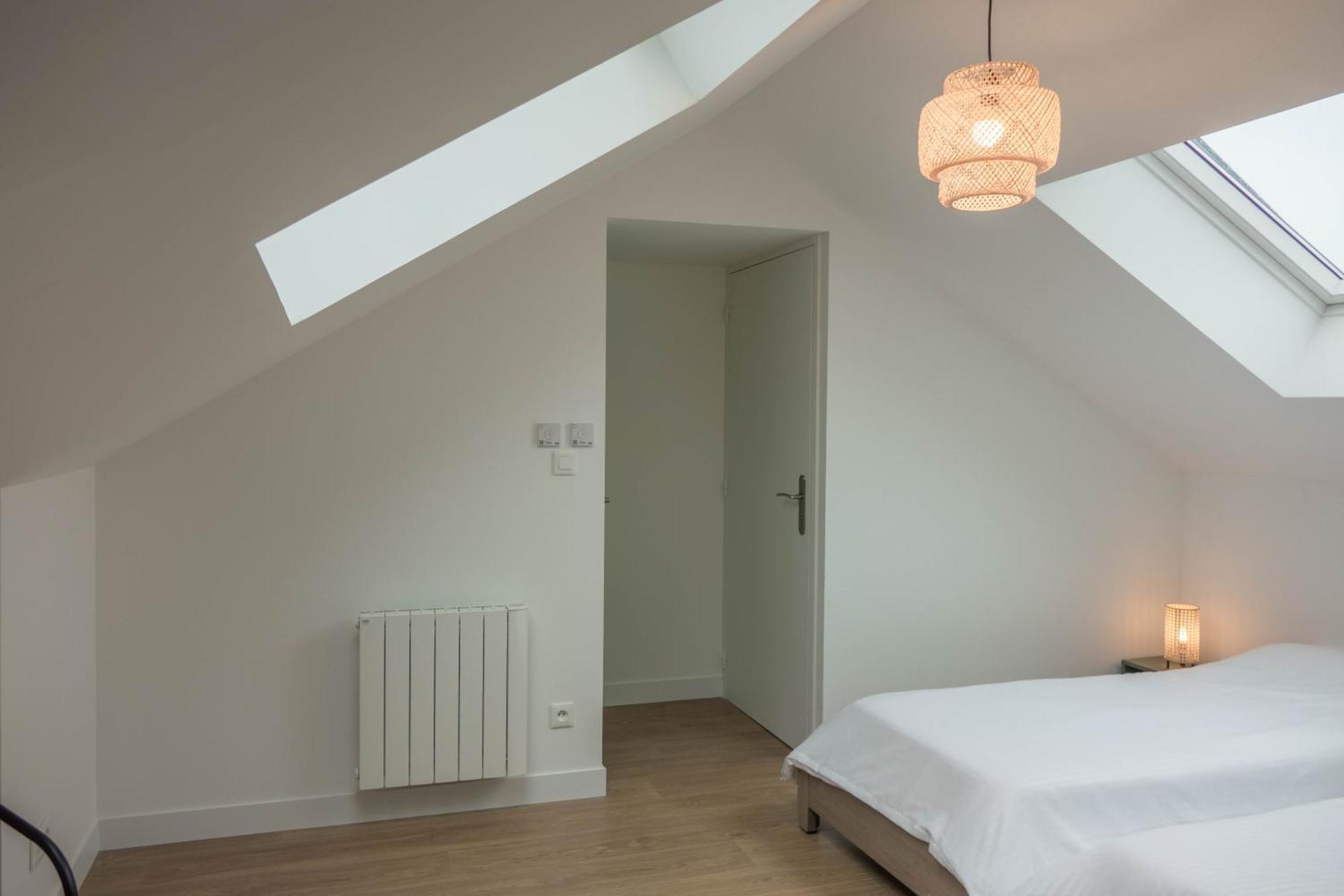 אורליאן Beau Quartier Et Central, Maison Spacieuse Avec Cour, 3 Chambres, 3 Salles De Bains A 10 Min A Pied De La Gare מראה חיצוני תמונה